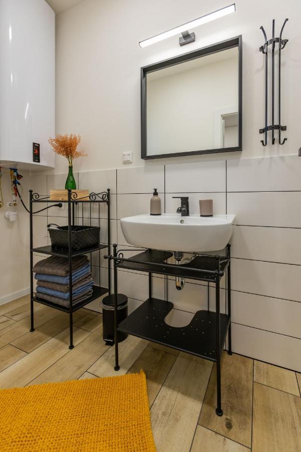 Sunny Apartment With Free Parking Зволен Экстерьер фото
